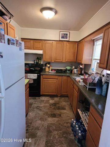 5027 Oleander Drive, Wilmington, NC 28403