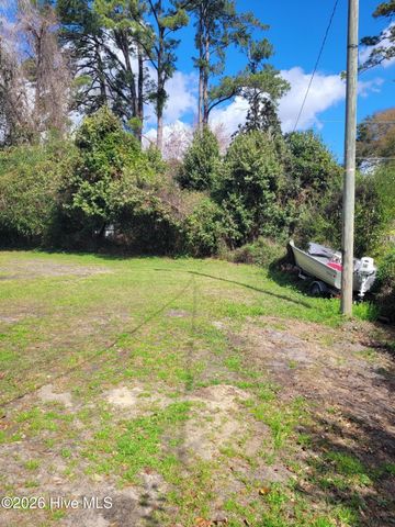 5027 Oleander Drive, Wilmington, NC 28403