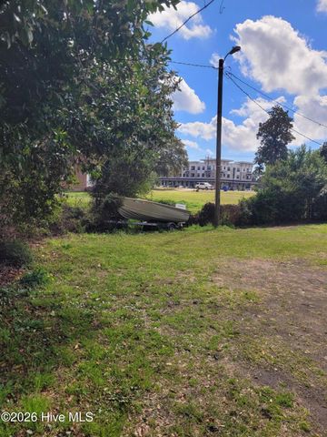 5027 Oleander Drive, Wilmington, NC 28403