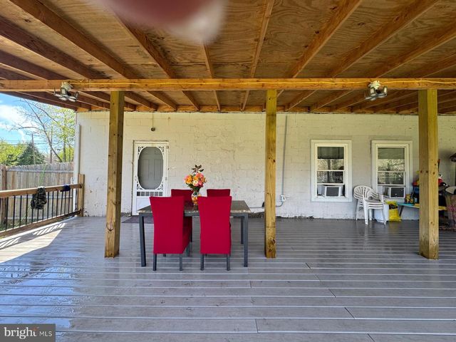 2800 DELSEA DR, Franklinville, NJ 08322