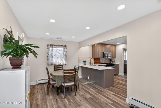 553 Lloyd Road, Toms River, NJ 08753