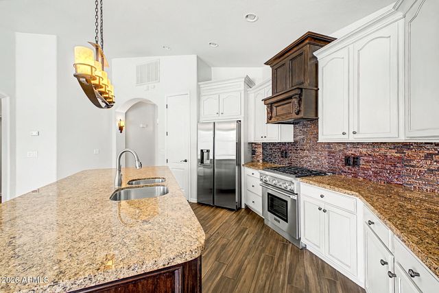 2469 E LANTANA Drive, Chandler, AZ 85286