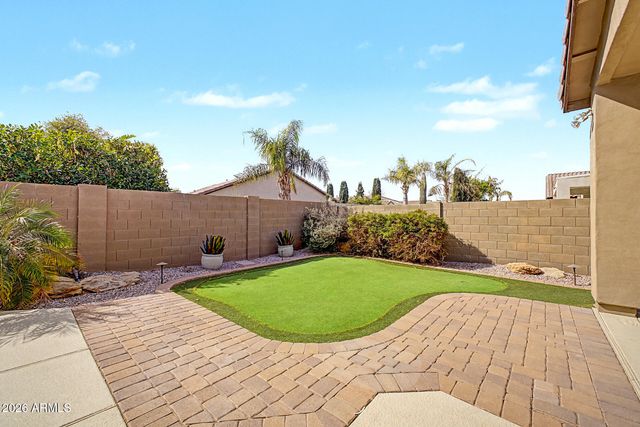 2469 E LANTANA Drive, Chandler, AZ 85286