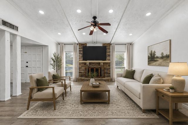 6403 Apache Court, Plano, TX 75023