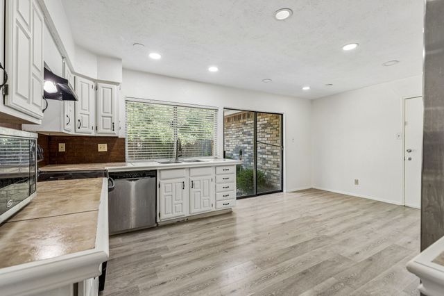 6403 Apache Court, Plano, TX 75023