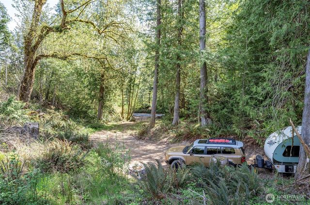 18307 Herron Road NW, Lakebay, WA 98349