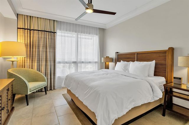 915 SEASIDE DRIVE 412, Sarasota, FL 34242