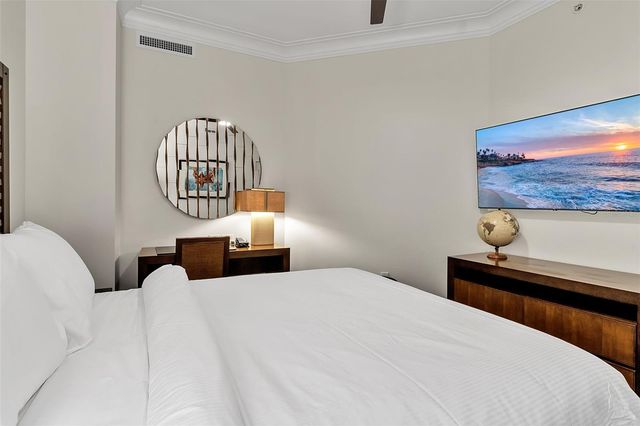 915 SEASIDE DRIVE 412, Sarasota, FL 34242