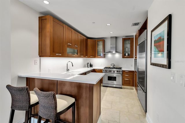 915 SEASIDE DRIVE 412, Sarasota, FL 34242