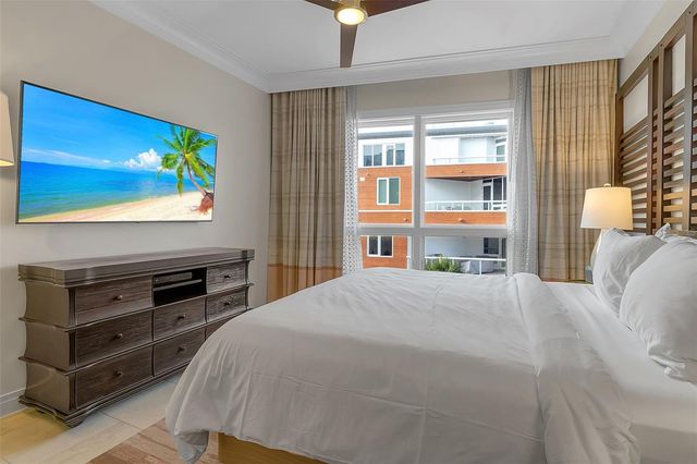 915 SEASIDE DRIVE 412, Sarasota, FL 34242