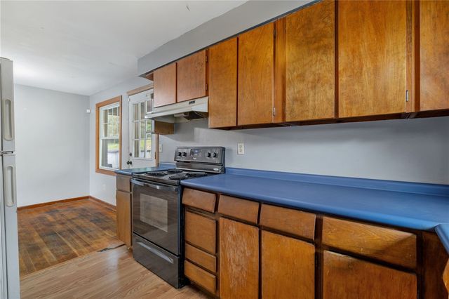 112 Chestnut Place, Manor, PA 15665