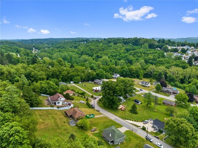 112 Chestnut Place, Manor, PA 15665