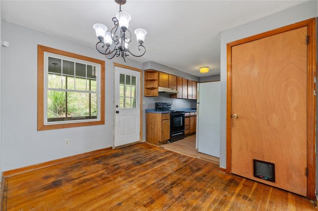 112 Chestnut Place, Manor, PA 15665