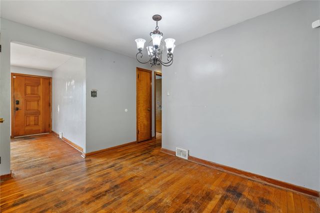 112 Chestnut Place, Manor, PA 15665