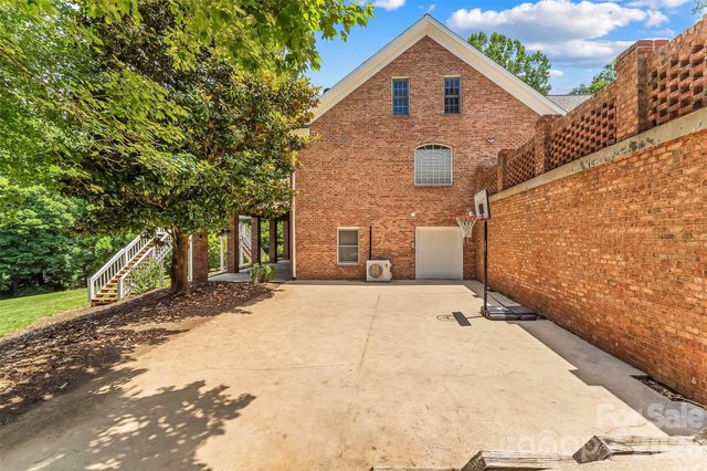 1778 Cedar Drive, Lenoir, NC 28645