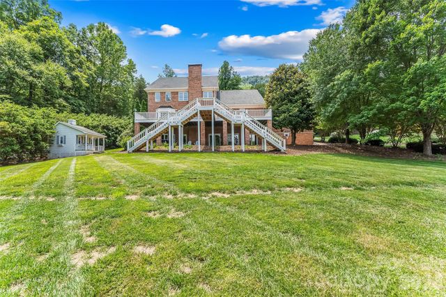 1778 Cedar Drive, Lenoir, NC 28645