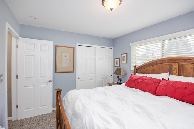 32339 Whitley Circle, Warren, MI 48088