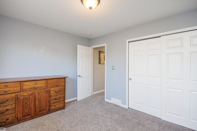 32339 Whitley Circle, Warren, MI 48088