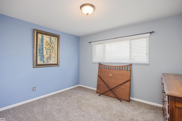 32339 Whitley Circle, Warren, MI 48088