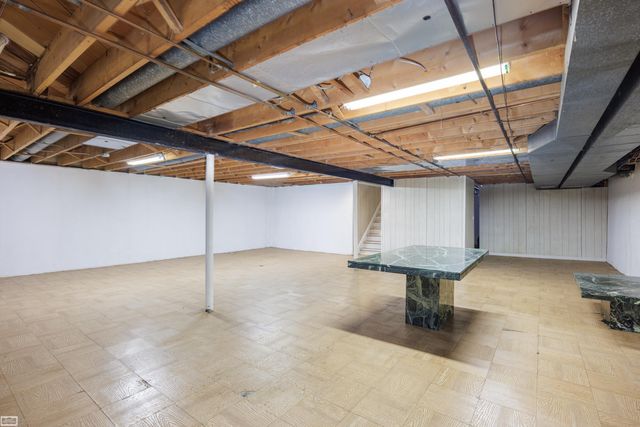 32339 Whitley Circle, Warren, MI 48088