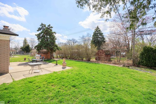 32339 Whitley Circle, Warren, MI 48088