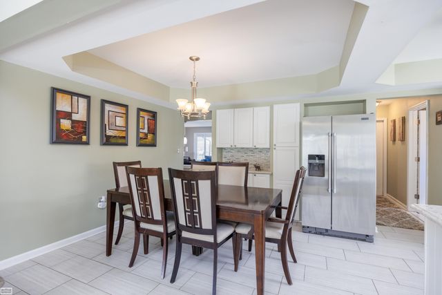 32339 Whitley Circle, Warren, MI 48088