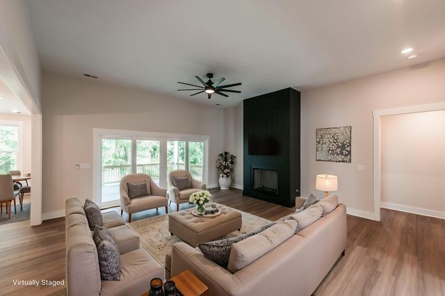330 Thoroughbred Ln, Hartsville, TN 37074