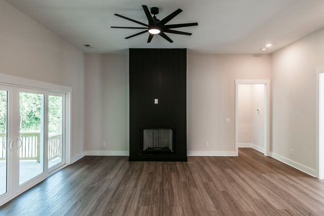 330 Thoroughbred Ln, Hartsville, TN 37074