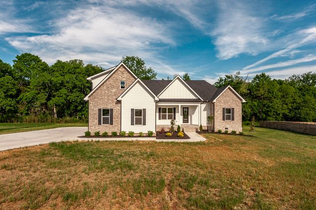 330 Thoroughbred Ln, Hartsville, TN 37074