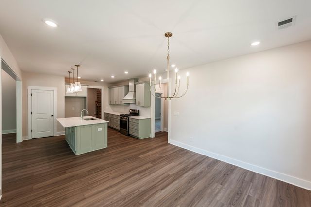 330 Thoroughbred Ln, Hartsville, TN 37074