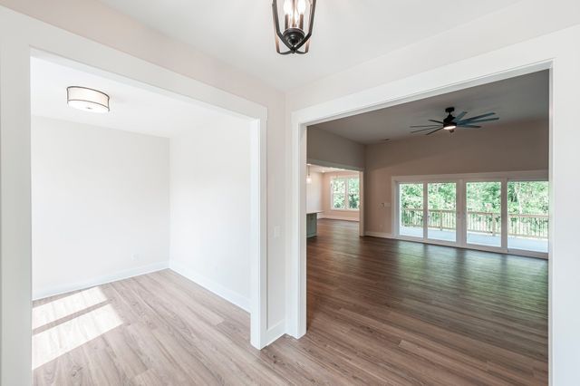 330 Thoroughbred Ln, Hartsville, TN 37074