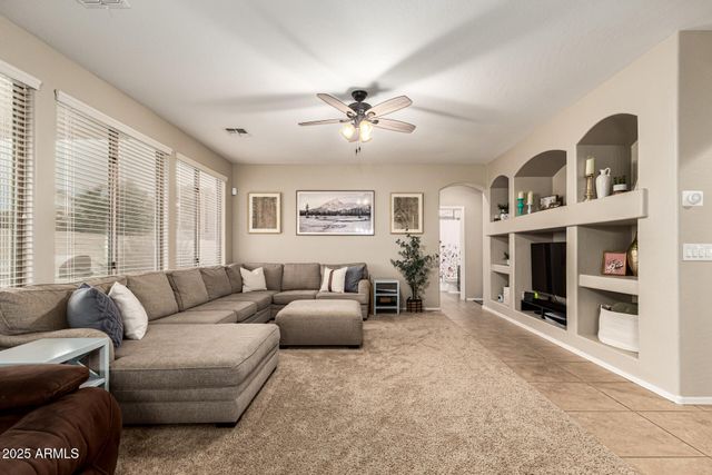 3721 S MARTINGALE Road, Gilbert, AZ 85297