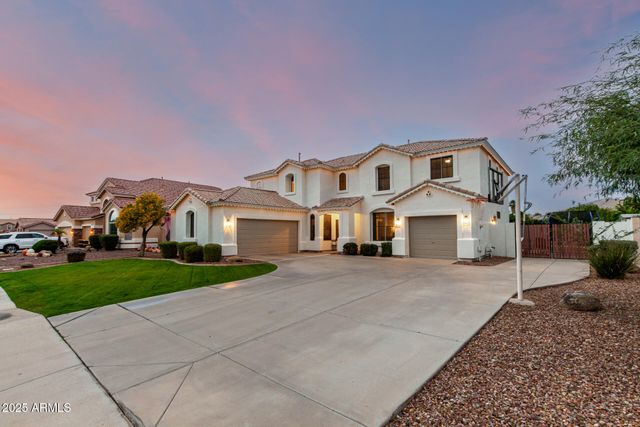 3721 S MARTINGALE Road, Gilbert, AZ 85297