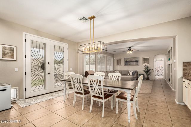 3721 S MARTINGALE Road, Gilbert, AZ 85297