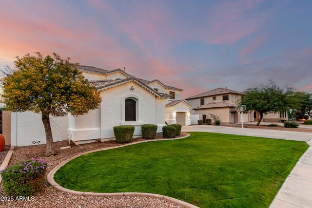 3721 S MARTINGALE Road, Gilbert, AZ 85297