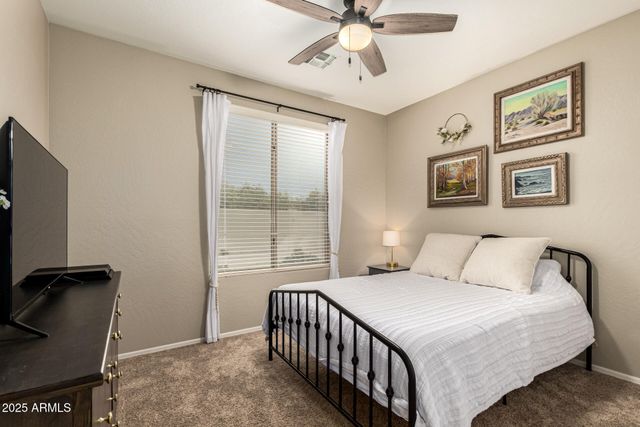 3721 S MARTINGALE Road, Gilbert, AZ 85297