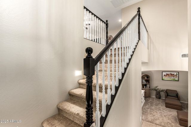 3721 S MARTINGALE Road, Gilbert, AZ 85297