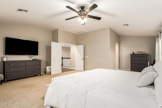 3721 S MARTINGALE Road, Gilbert, AZ 85297