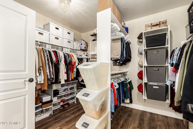 3721 S MARTINGALE Road, Gilbert, AZ 85297