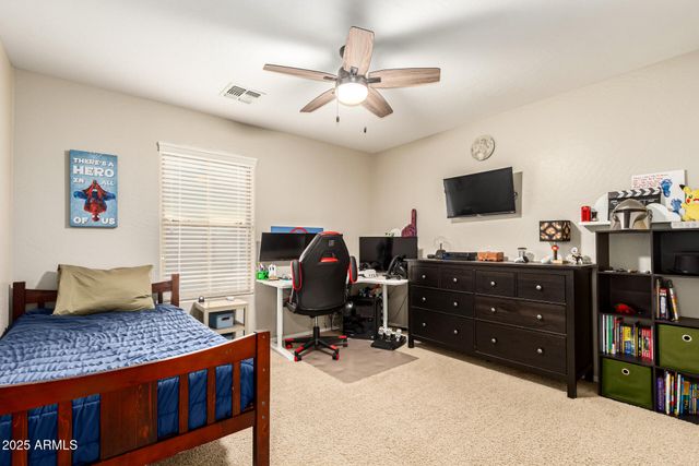 3721 S MARTINGALE Road, Gilbert, AZ 85297