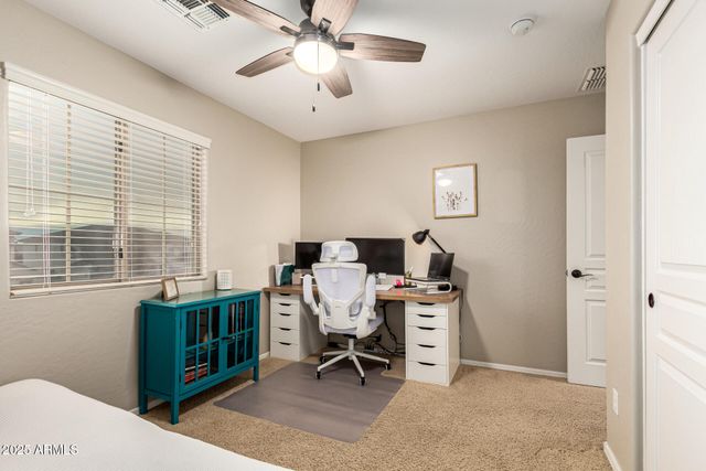 3721 S MARTINGALE Road, Gilbert, AZ 85297