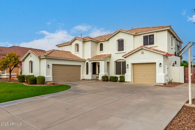 3721 S MARTINGALE Road, Gilbert, AZ 85297