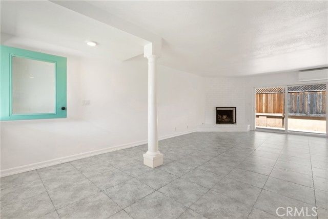 384 16th Place Unit B, Costa Mesa, CA 92627