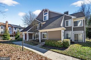 12200 FORT BUFFALO CIR #527, Fairfax, VA 22033