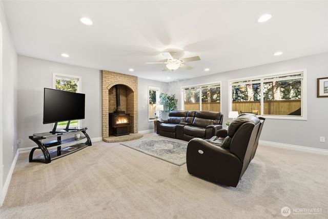 25234 234th Avenue SE, Maple Valley, WA 98038