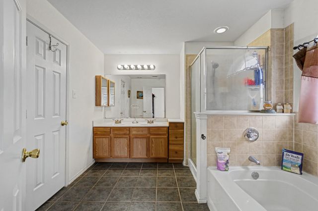 7936 Meadow Spring Lane, Fort Worth, TX 76120