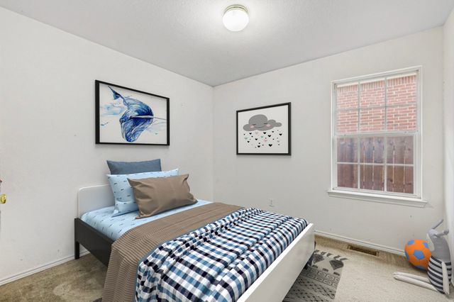 7936 Meadow Spring Lane, Fort Worth, TX 76120