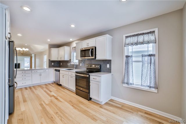 109 Grambo Drive, Lancaster, NY 14086