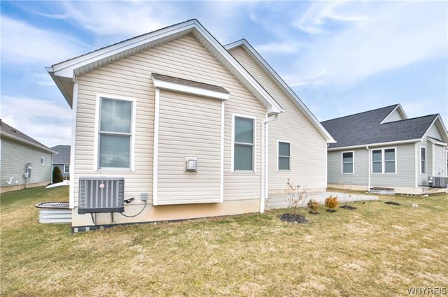 109 Grambo Drive, Lancaster, NY 14086