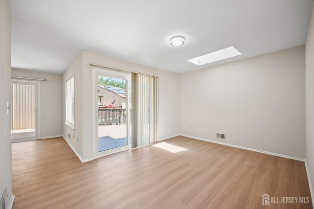 89 Diamond Lane, Old Bridge, NJ 08857